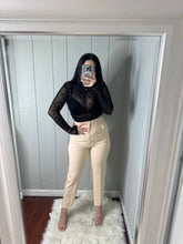 Load image into Gallery viewer, Mina trousers (camel)
